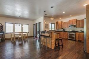 featured image of 401 Ice House Ter