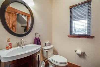 401 Ice House Ter - Photo 4 of 15