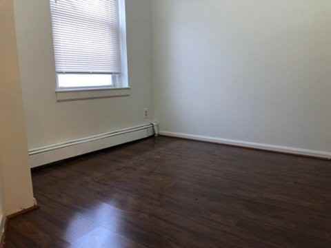 32 Cunard St #3 - Photo 4 of 8
