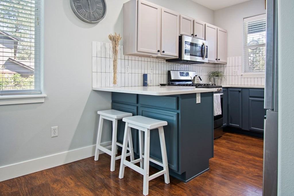 61039 Honkers Ln - Photo 3 of 20
