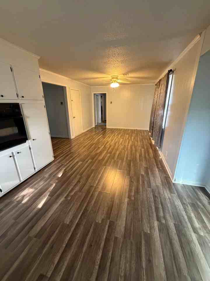 122 Two Valley Rd - Photo 4 of 11