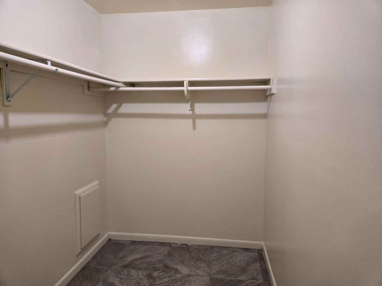 2408 Bandera Dr #B - Photo 5 of 9