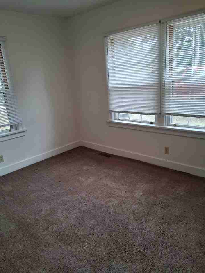 731 Rex Ave - Photo 7 of 10