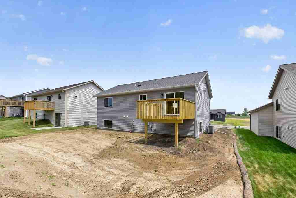 6221 Cody Pl Nw - Photo 3 of 20