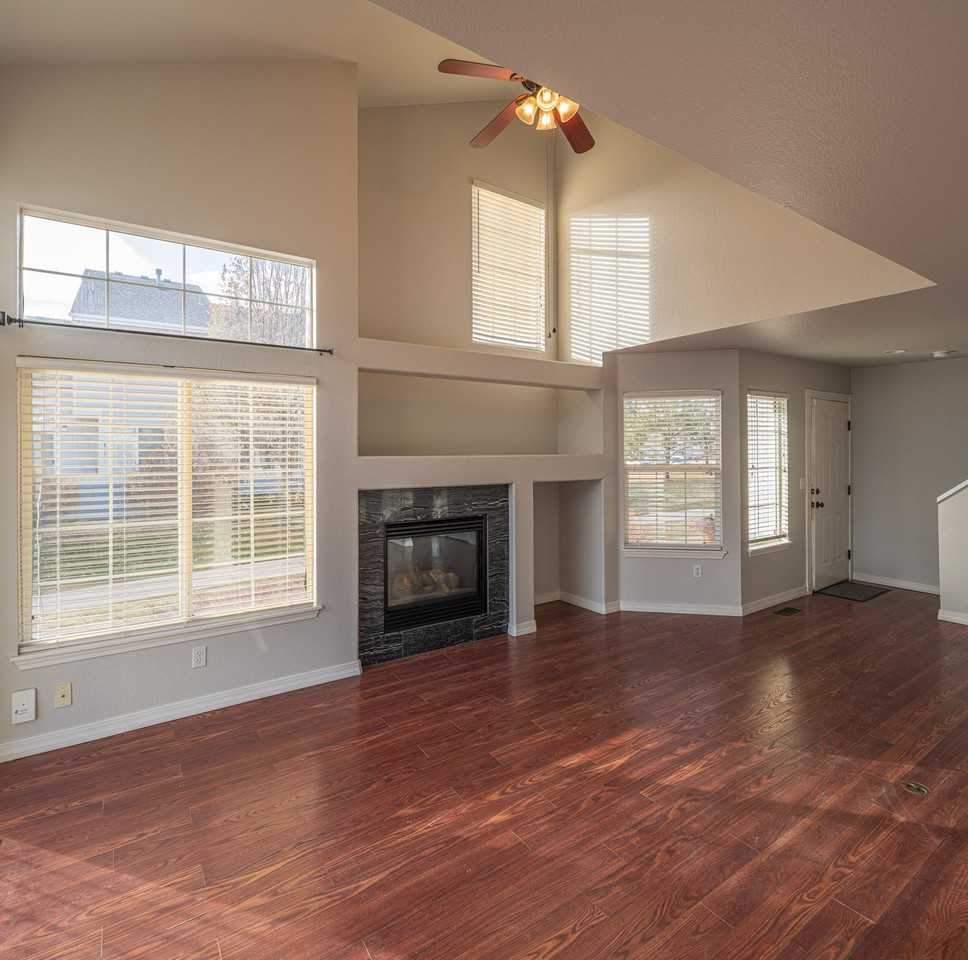 1419 Red Mountain Dr #40 - Photo 3 of 20