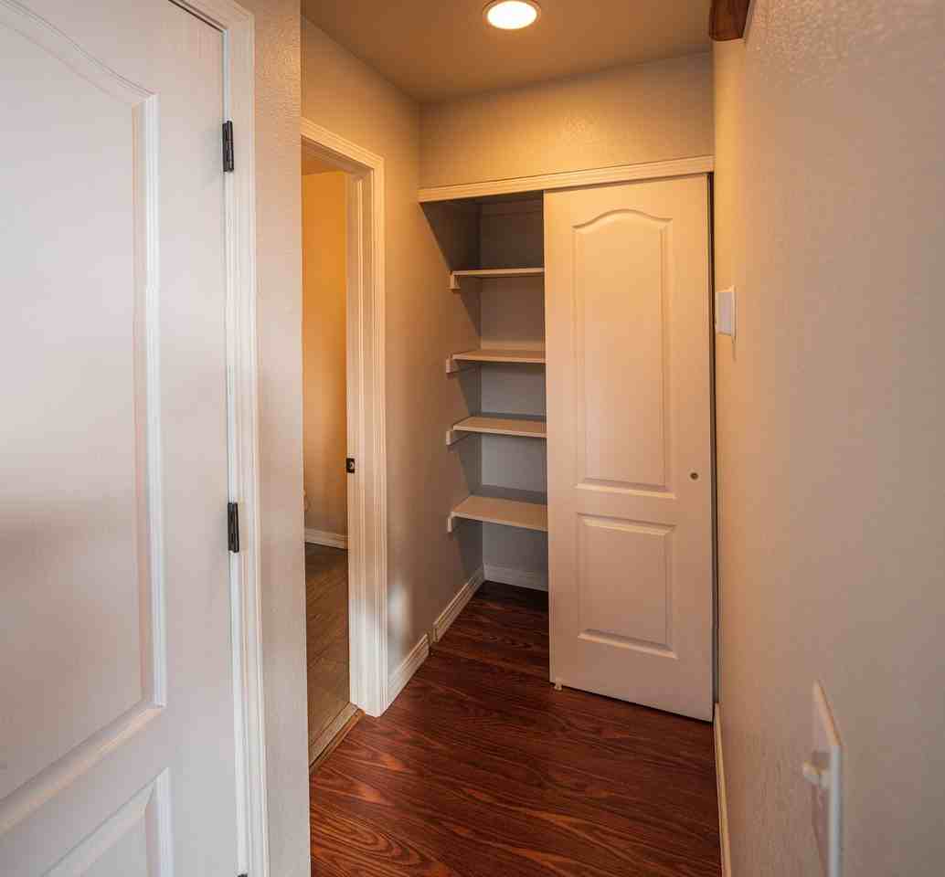 1419 Red Mountain Dr #40 - Photo 7 of 20