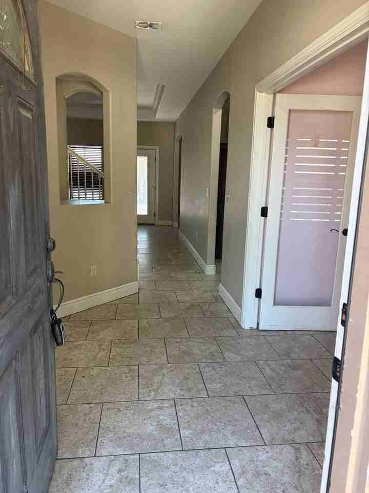 8328 N 26th St - Photo 2 of 20