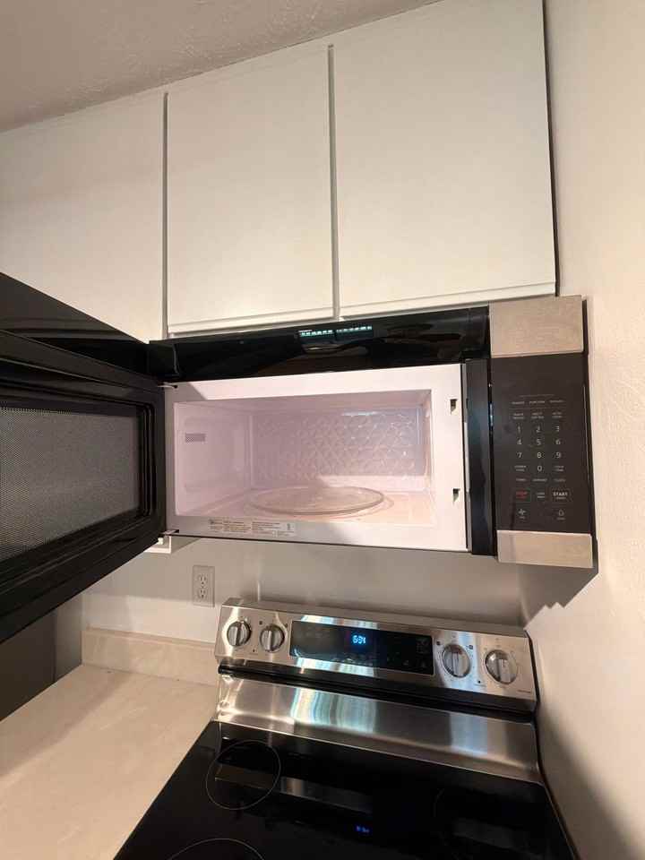 261 W Wood St #3 - Photo 4 of 12