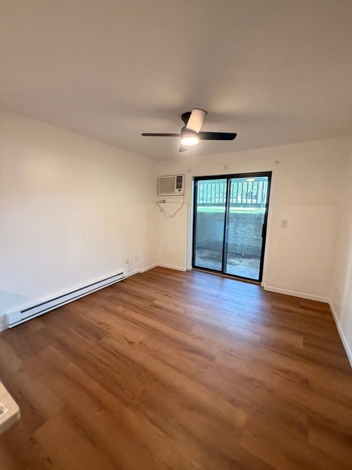 261 W Wood St #3 - Photo 7 of 12
