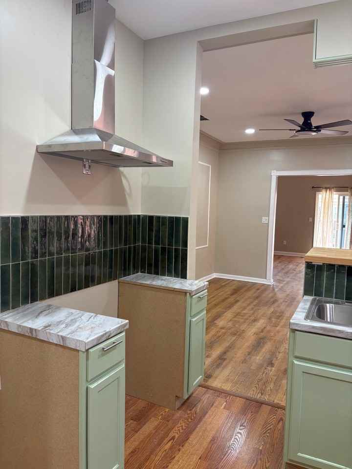 2536 Calvert St #2 - Photo 4 of 20