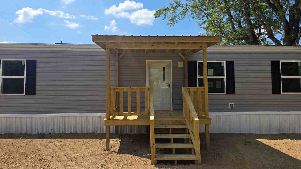 23 Rock Creek Rd - Photo 2 of 18