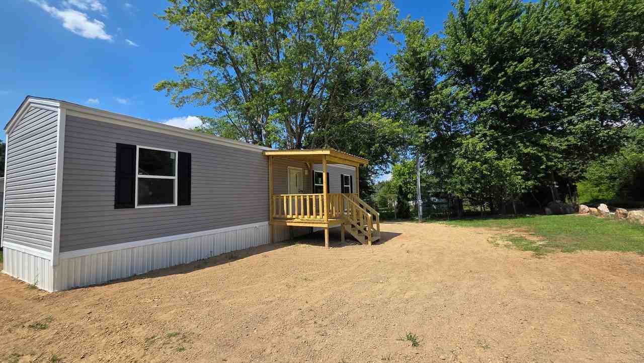 23 Rock Creek Rd - Photo 4 of 18