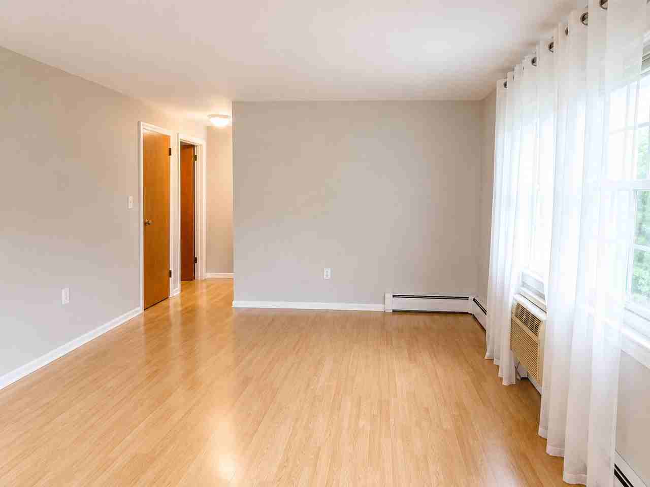 15 Grandview Dr - Photo 2 of 9