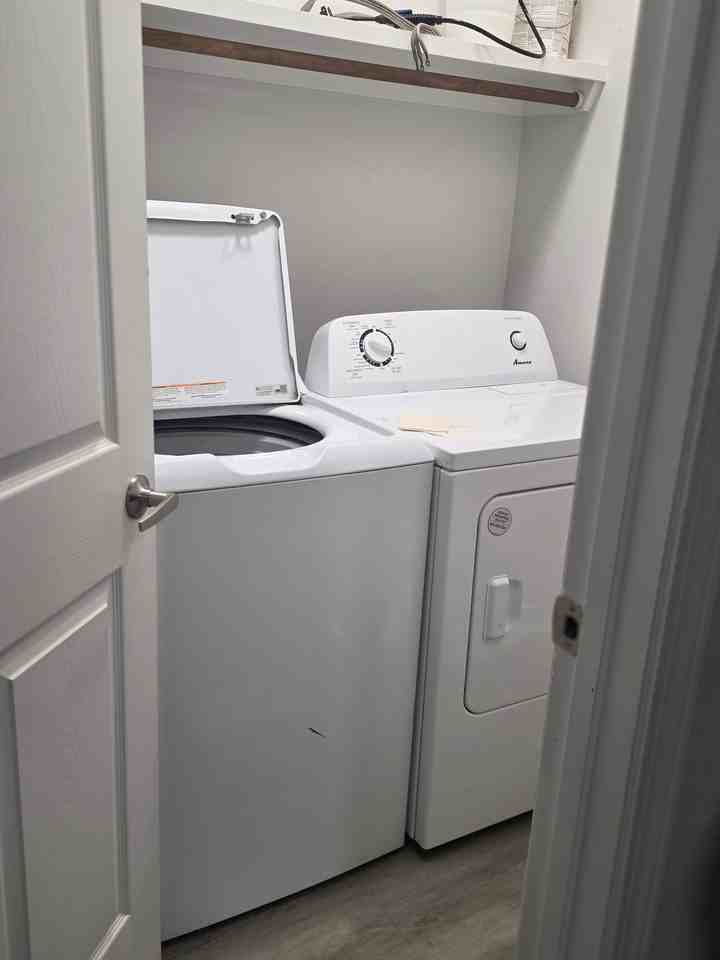 506 May St - Photo 3 of 5