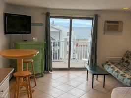 featured image of 415 Ocean Blvd #3B