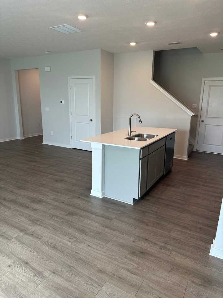 6306 Marinelli Dr N - Photo 4 of 14