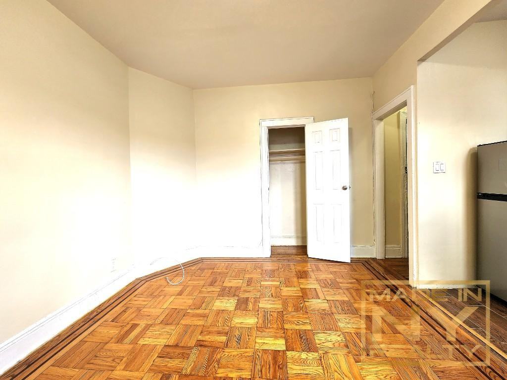 4550 48th St #3D - Photo 3 of 4