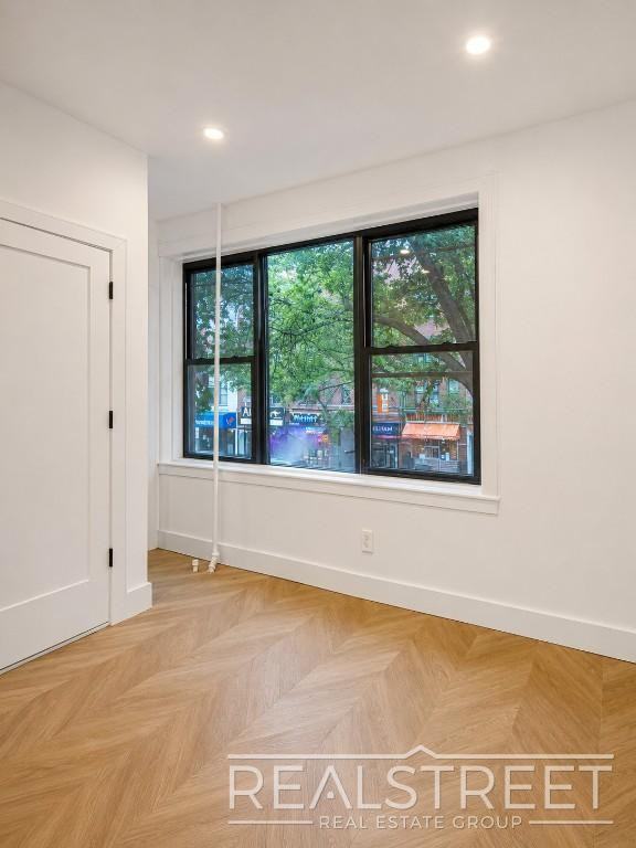 2566 Steinway St #2F - Photo 3 of 14