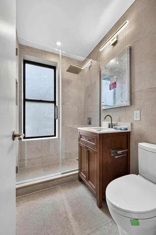 205 8th Ave #2R - Photo 6 of 10