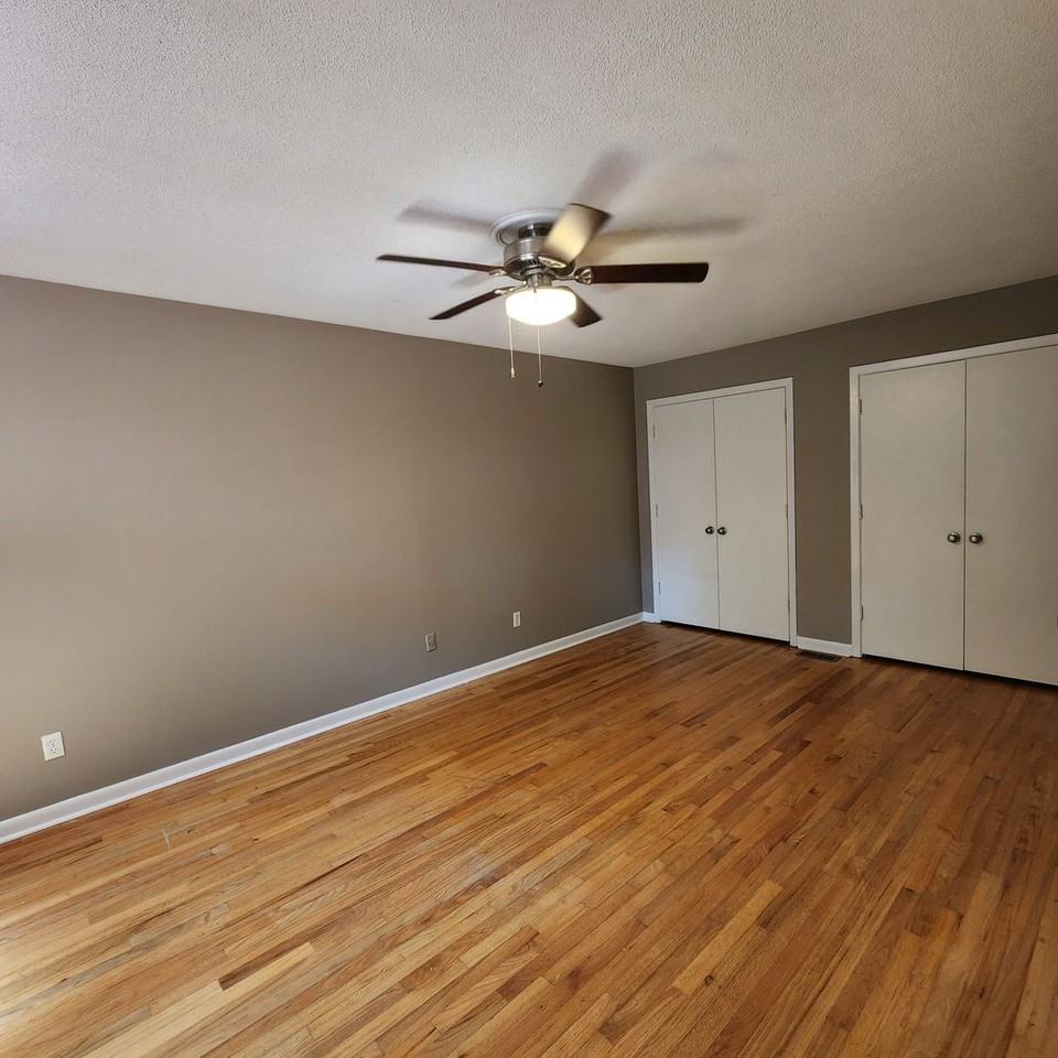 1521 Shelley Rd - Photo 6 of 25