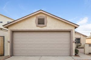 featured image of 10102 N 66th Ln