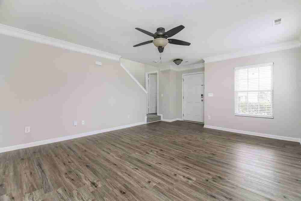 3748 Tryon Ridge Dr - Photo 5 of 17
