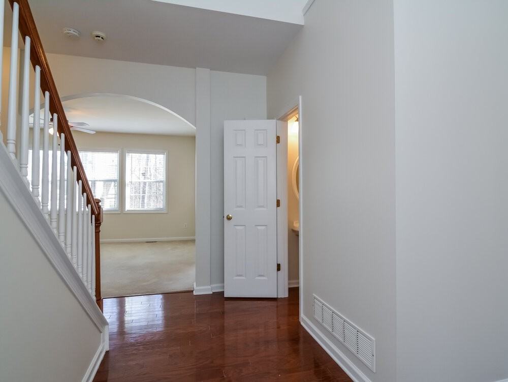 101 Bensinger Ct - Photo 2 of 15
