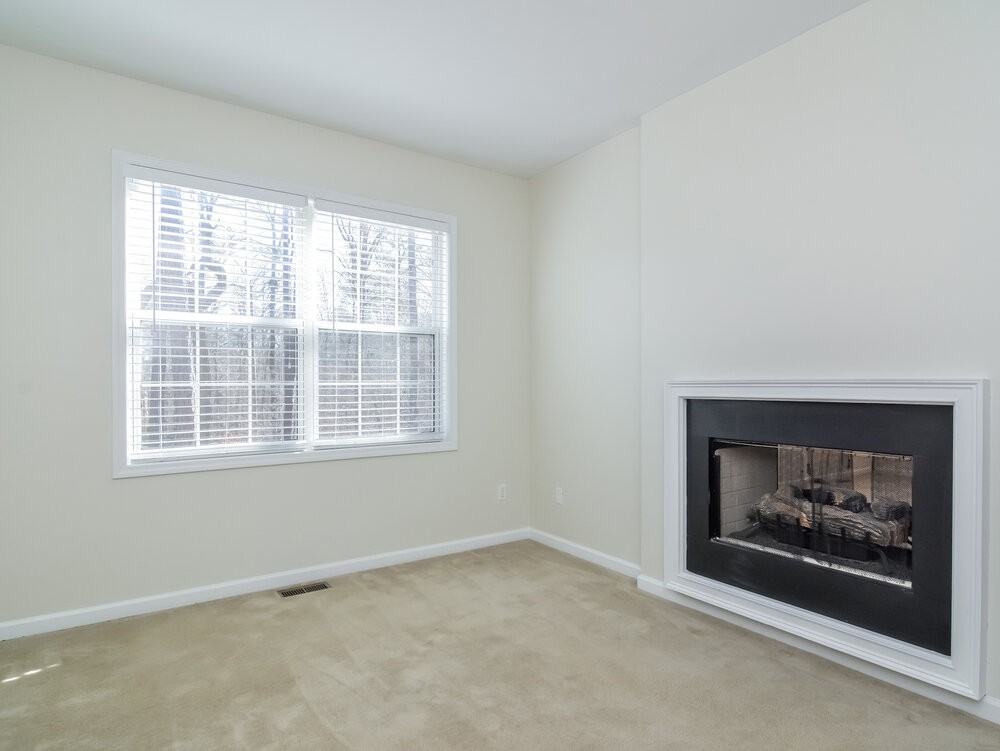 101 Bensinger Ct - Photo 5 of 15