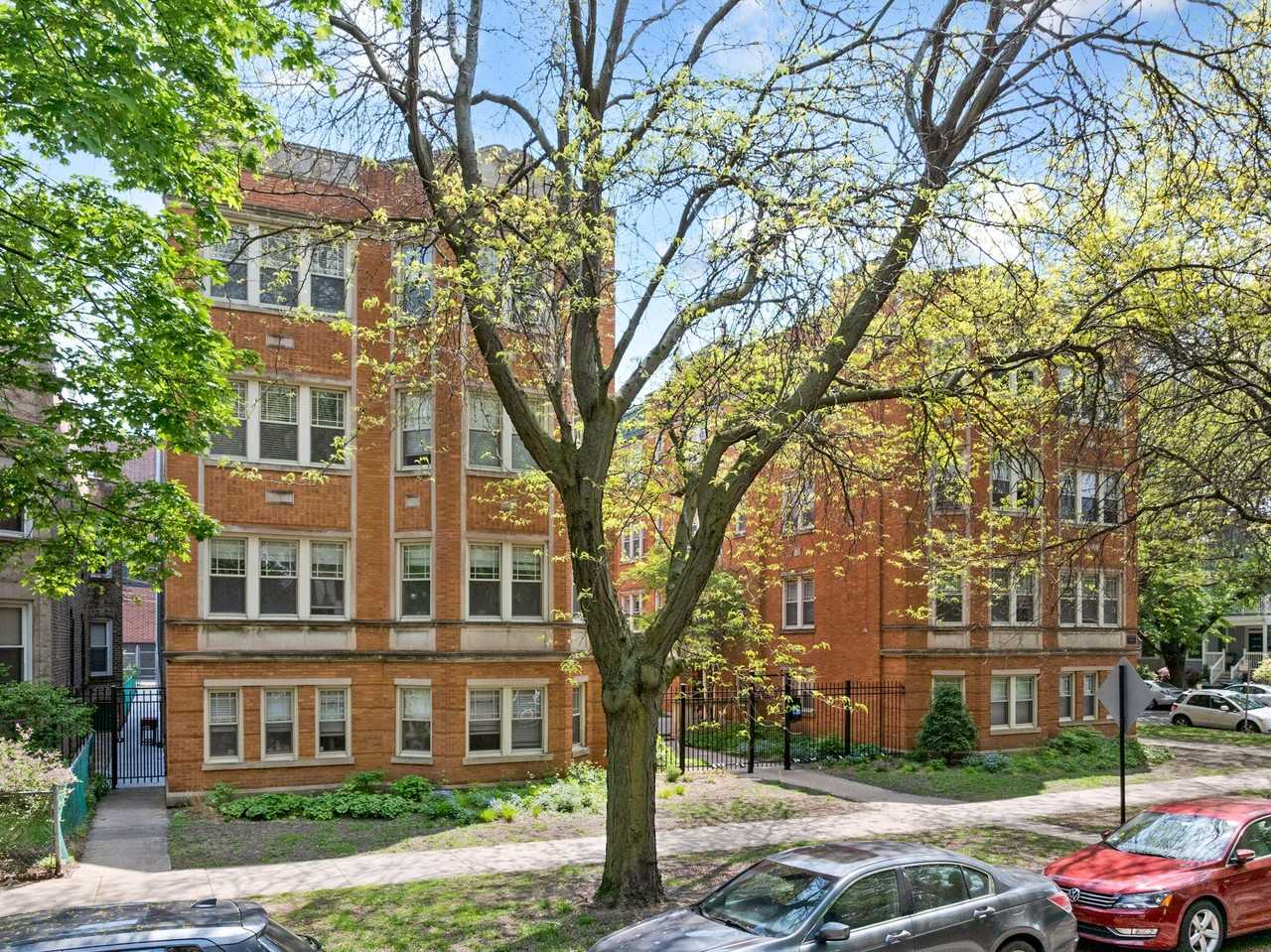 4501-09 N. Greenview - Photo 5 of 5