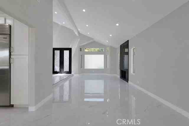 12955 Louise Ave - Photo 4 of 7