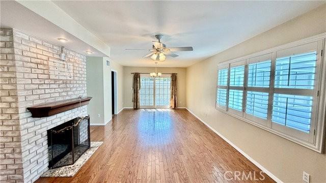 7843 Woodlake Ave - Photo 5 of 8
