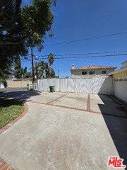 22814 Dolorosa St - Photo 3 of 8