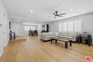 6206 Hesperia Ave - Photo 3 of 8