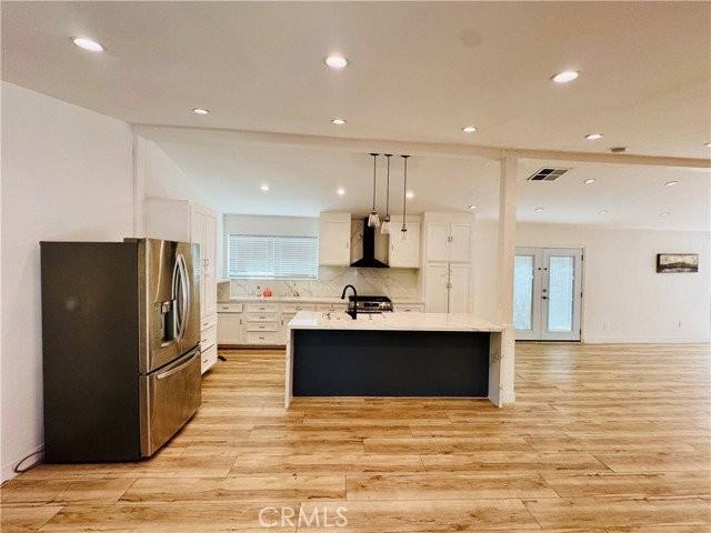 9625 Aqueduct Ave - Photo 6 of 8