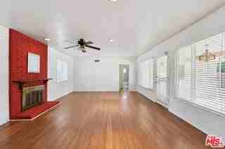 6727 Orion Ave - Photo 7 of 8