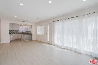 9620 Woodale Ave - Photo 2 of 6
