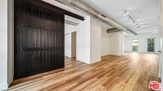 212 Marine St - Photo 6 of 8
