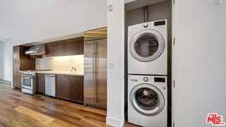212 Marine St - Photo 7 of 8