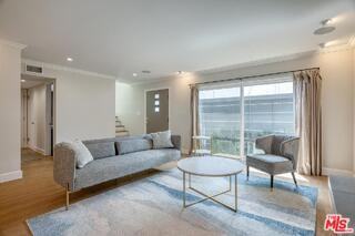 1342 Stanford St #7 - Photo 4 of 8