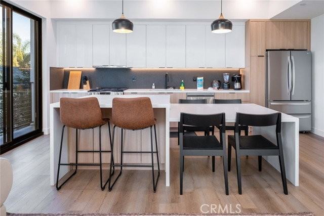 109 N Westlake Ave #3 - Photo 2 of 8