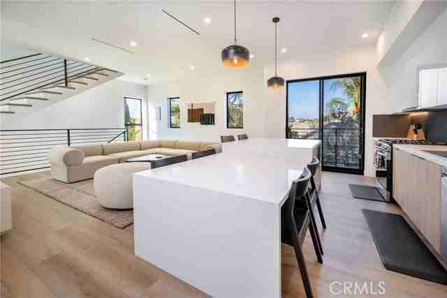 109 N Westlake Ave #3 - Photo 4 of 8