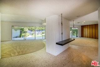 6125 Bedford Ave - Photo 2 of 8