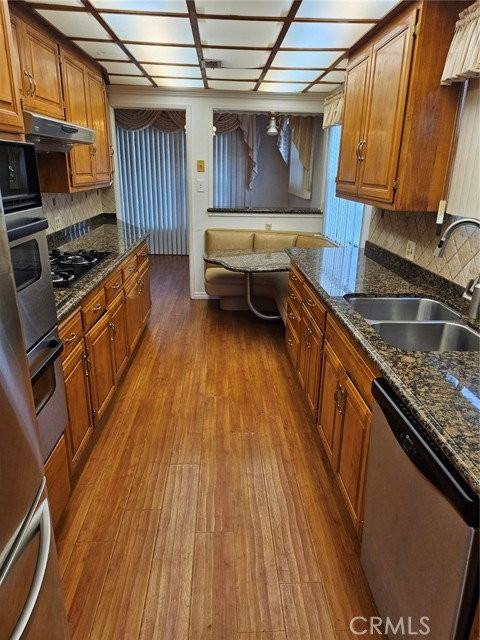 5114 Arvada St - Photo 6 of 8