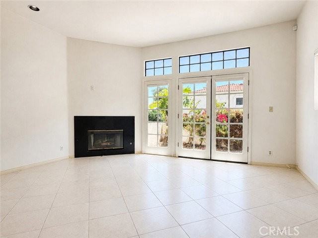 210 S Prospect Ave #4 - Photo 2 of 8