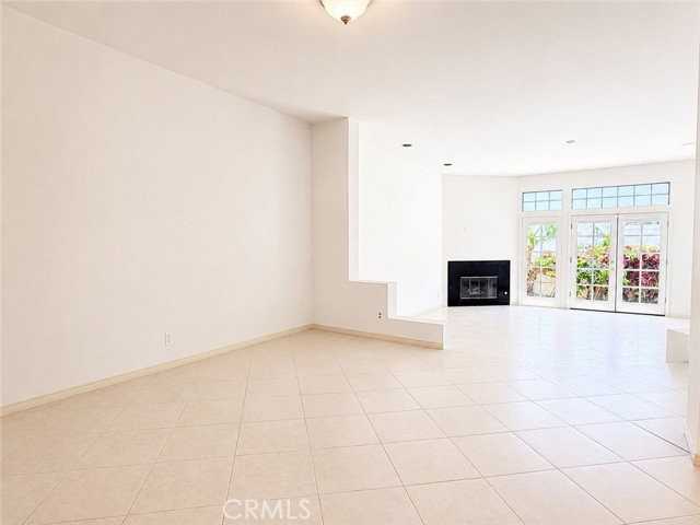 210 S Prospect Ave #4 - Photo 6 of 8