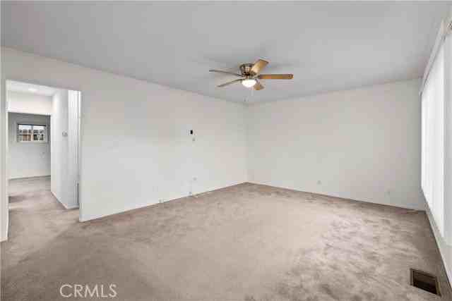 3008 Highland Ave - Photo 5 of 8
