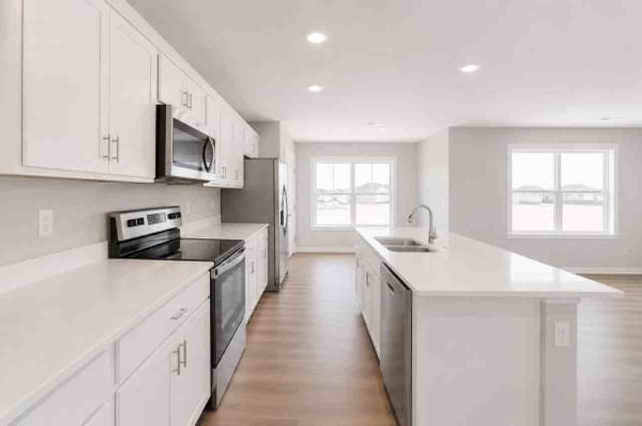 353 Juniper Dr - Photo 6 of 50