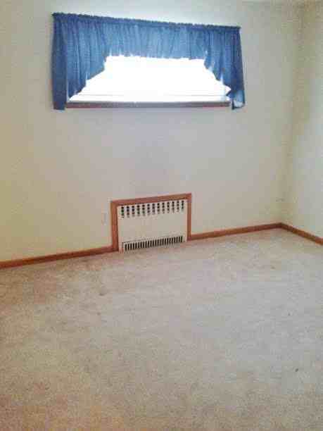 Plateau Ave #1 - Photo 6 of 8