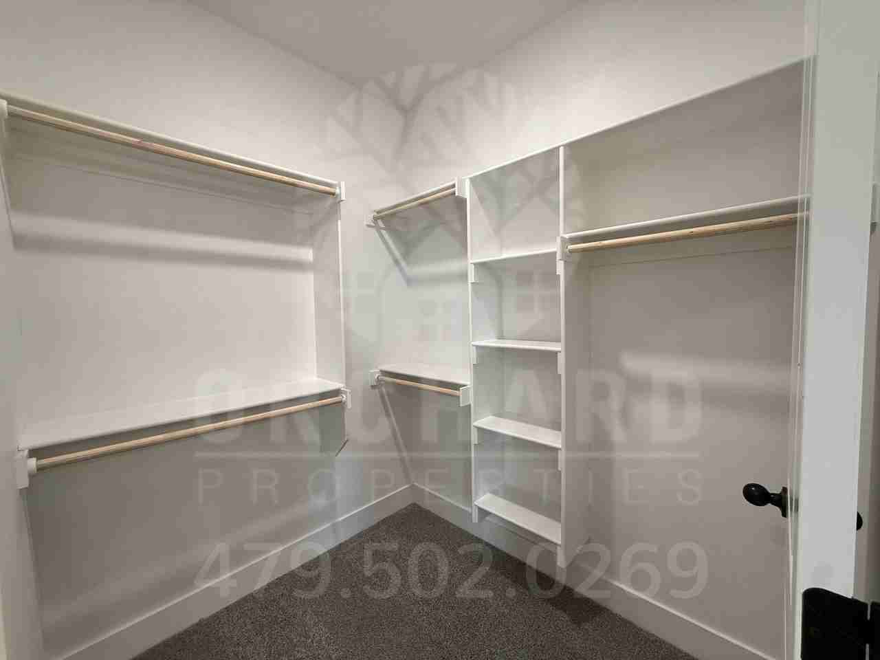 983 Madden St - Photo 6 of 23