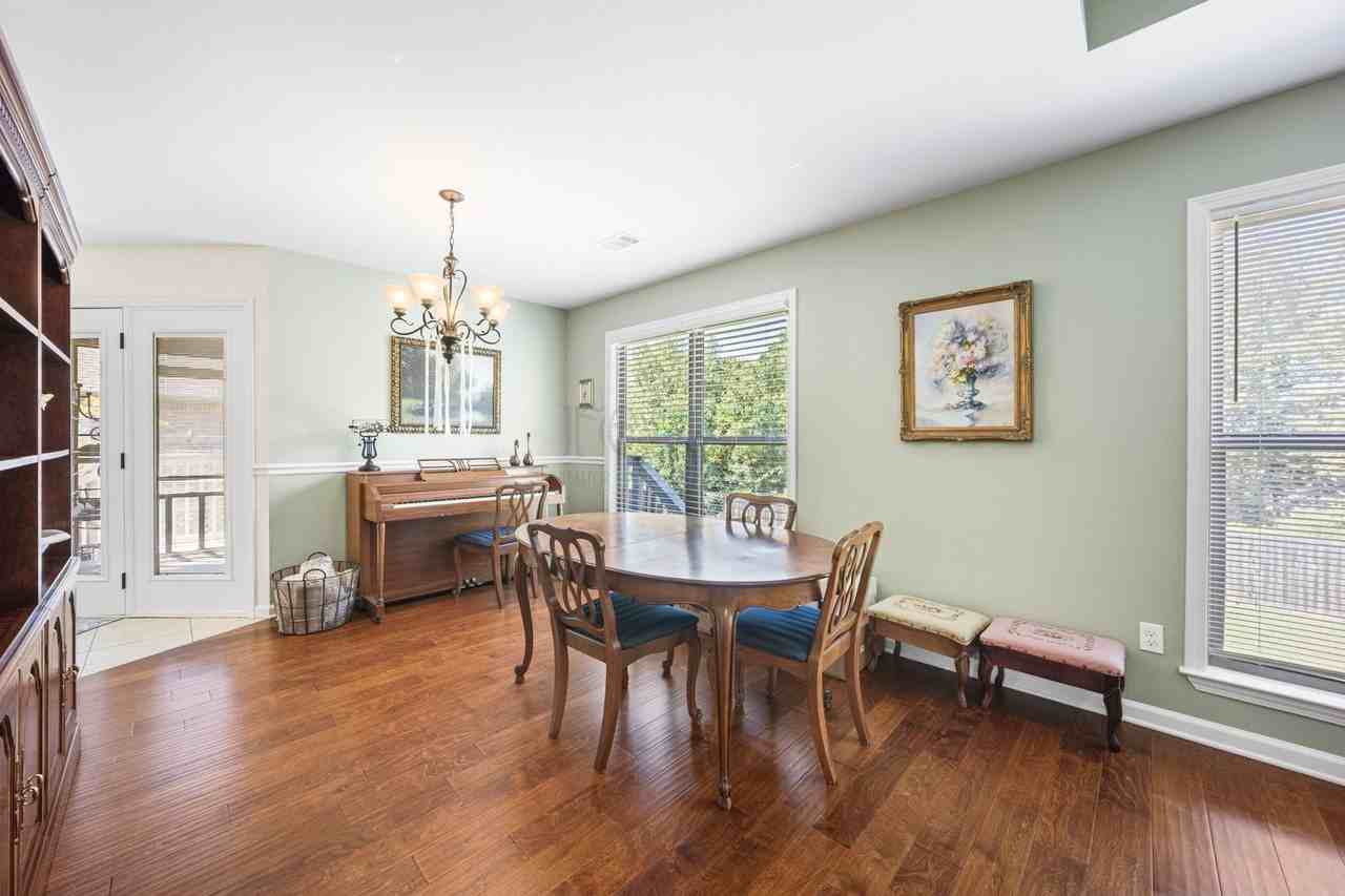 8700 Johnson Dr - Photo 7 of 46